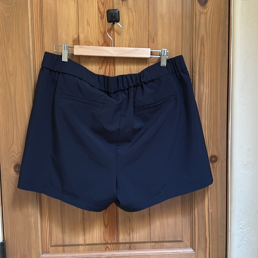 Women's Jones & Co. Shorts - Picture 5 of 9